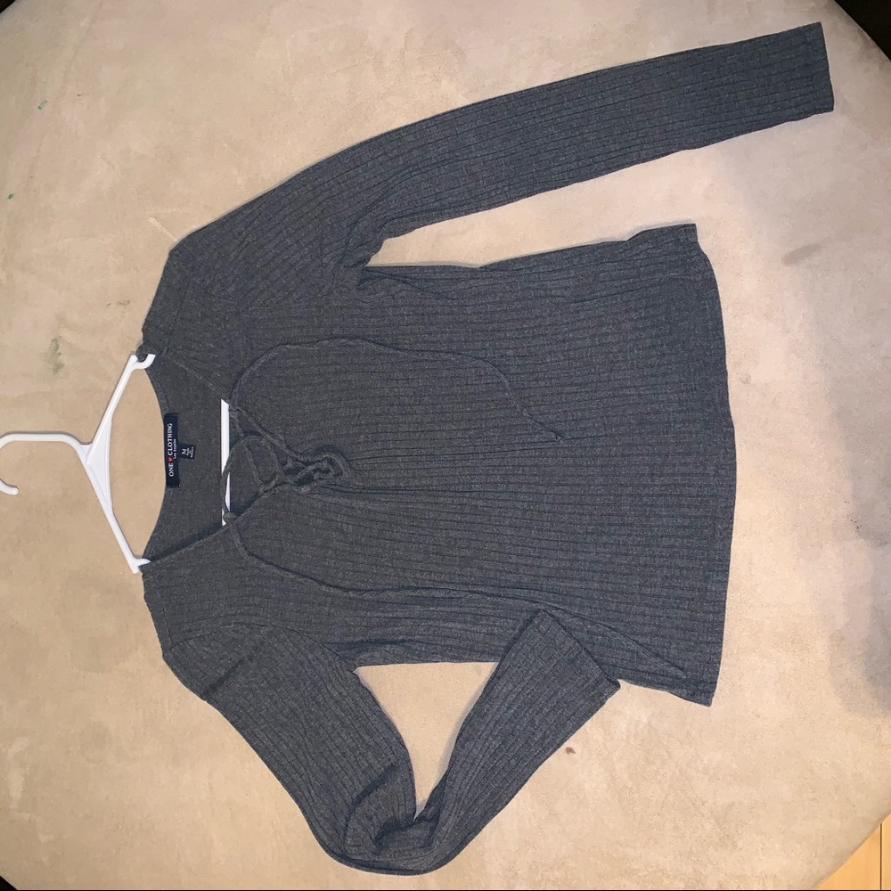 Grey long sleeve